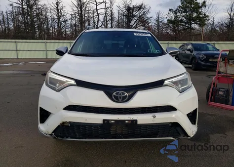 2017 Toyota Rav4 Se из США, поврежденный, VIN 2T3JFREV5HW660618